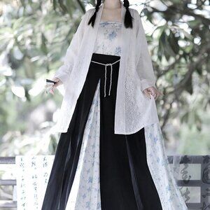 blue floral women's hanfu 2pcs wrap skirt + camisole (WITHOUT outer lace shirt)
